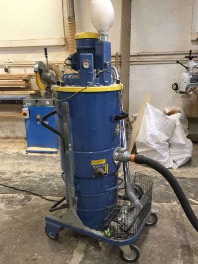 ASPIRATEUR INDUSTRIEL PHARAON