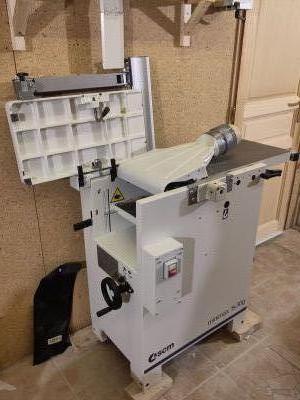 Dégauchisseuse - raboteuse Minimax FS30g en position rabotage
