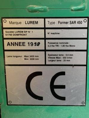 PLAQUE SUR SCIE A RUBAN FORMER SAR 450 LUREM